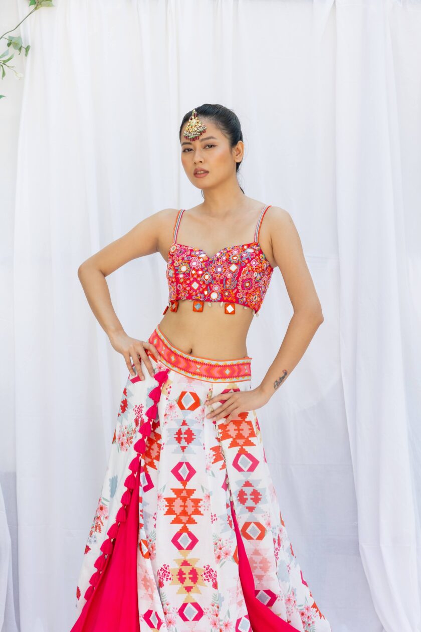 Fuchsia pink lehengas set with white kilim printed panels - Image 4