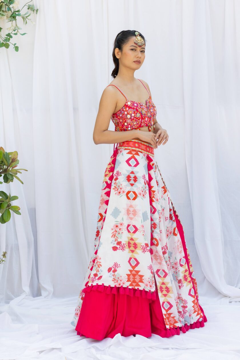 Fuchsia pink lehengas set with white kilim printed panels - Image 5
