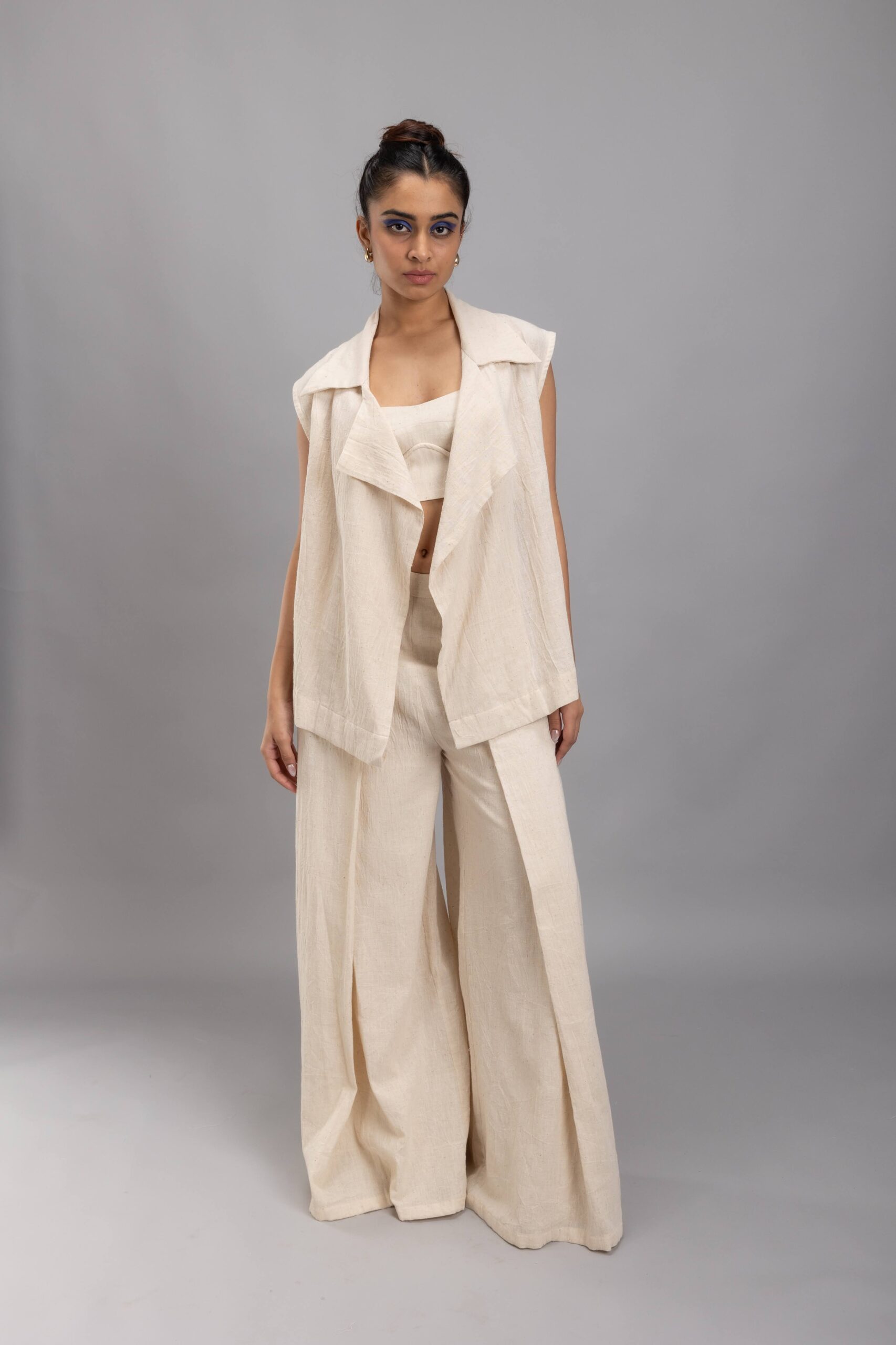 Drape sleeves jacket