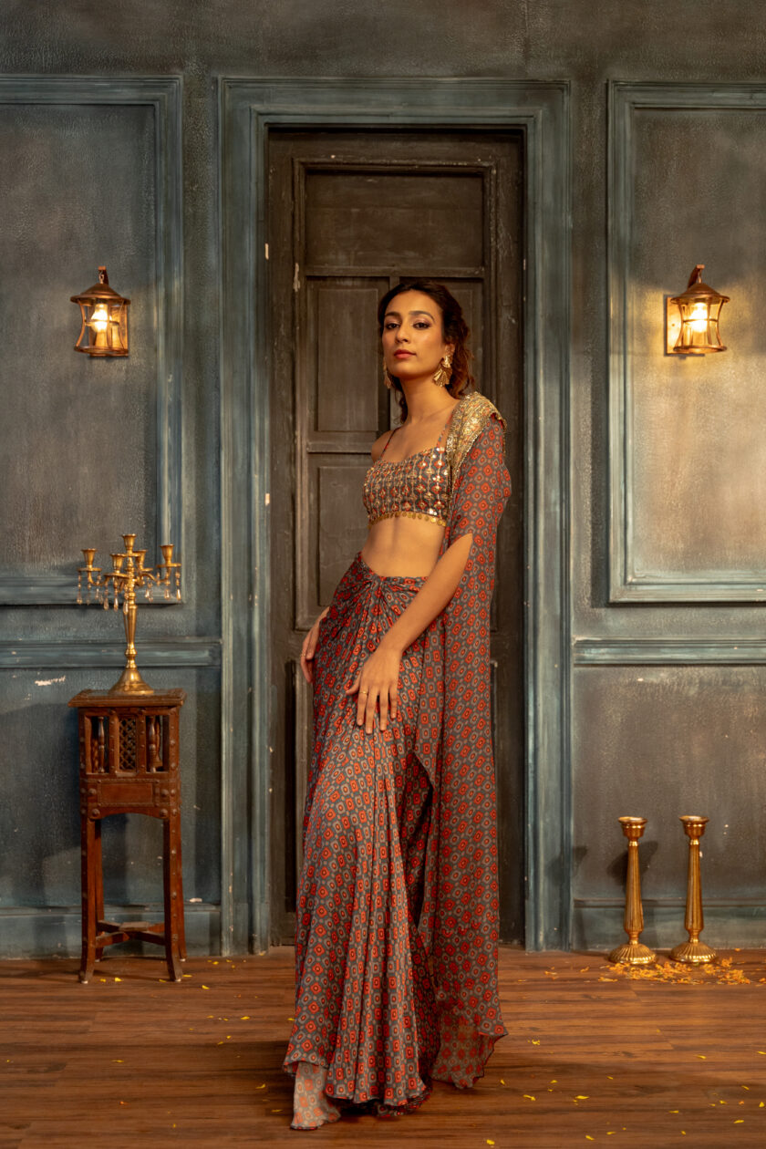 Teal checks printed silk draped skirt with  embroidered choli and cape - Image 2
